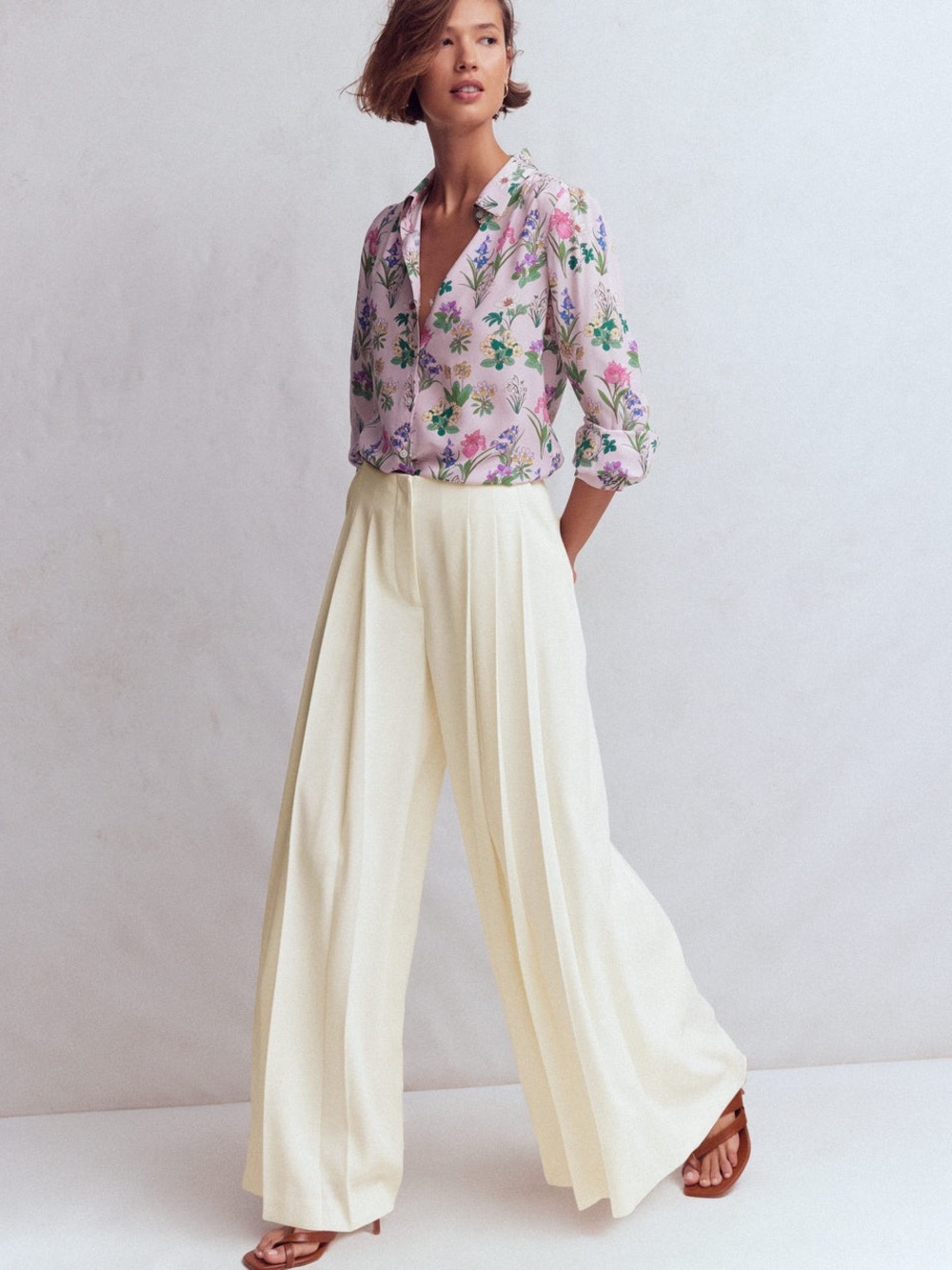 Boden Regent Wide Leg Trousers
Ivory- NWT Sz 4R